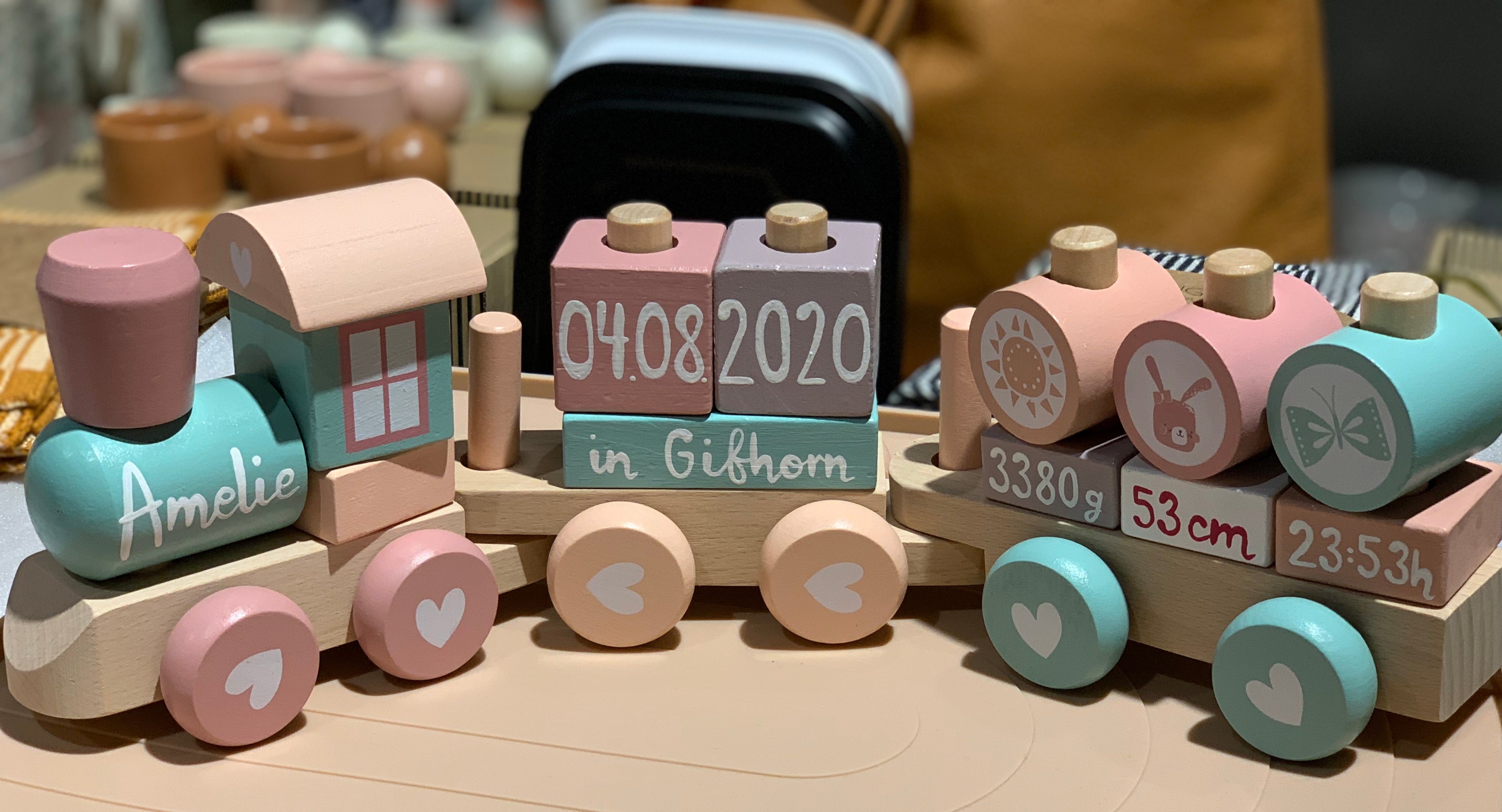 Holz-Eisenbahn mit Steck-Formen