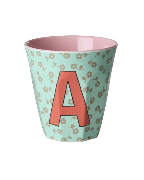 Buchstabenbecher Blumen